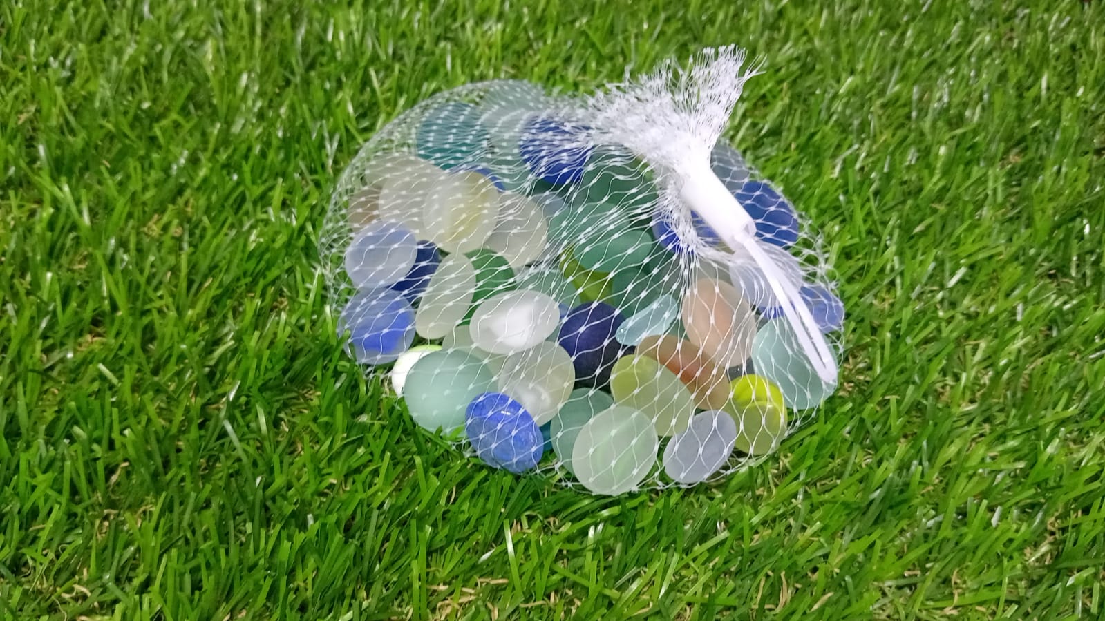 Flat round glass stones for decoration Flat round glass stones for decoration